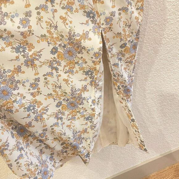 Abercrombie & Fitch Floral Midi Dress - Picture 4 of 10